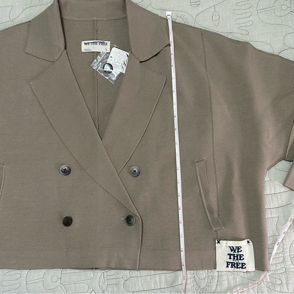 NWT We The Free Sadie Crop Sweater Knit Blazer S Taupe Brown Treehouse - Picture 11 of 12